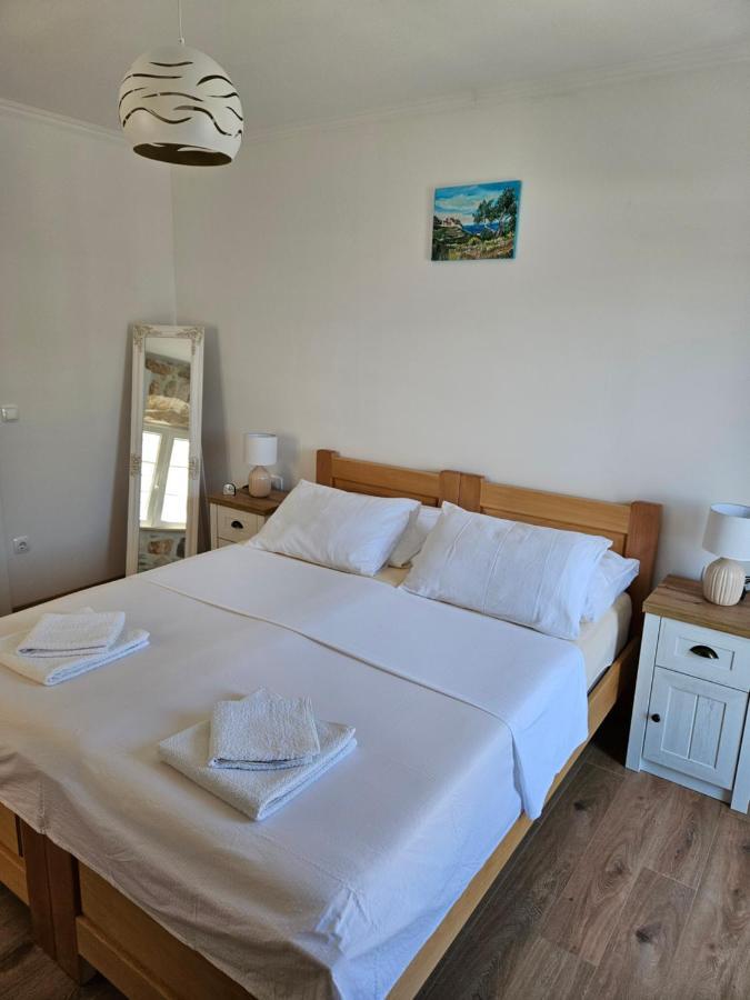 Apartman Eli Supetar Exterior photo